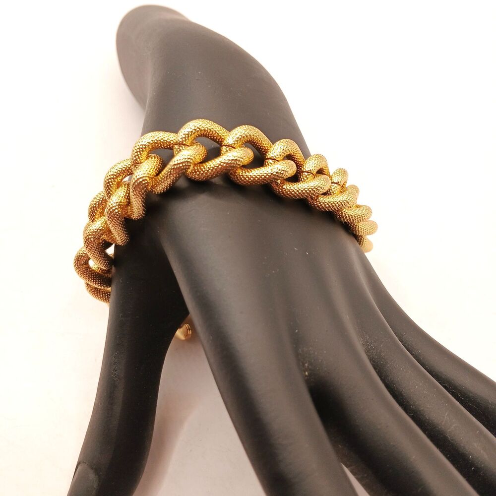 Vtg AVON Bracelet Textured Cable Gold Tone Open Links Chunky Chain 8 in Signed